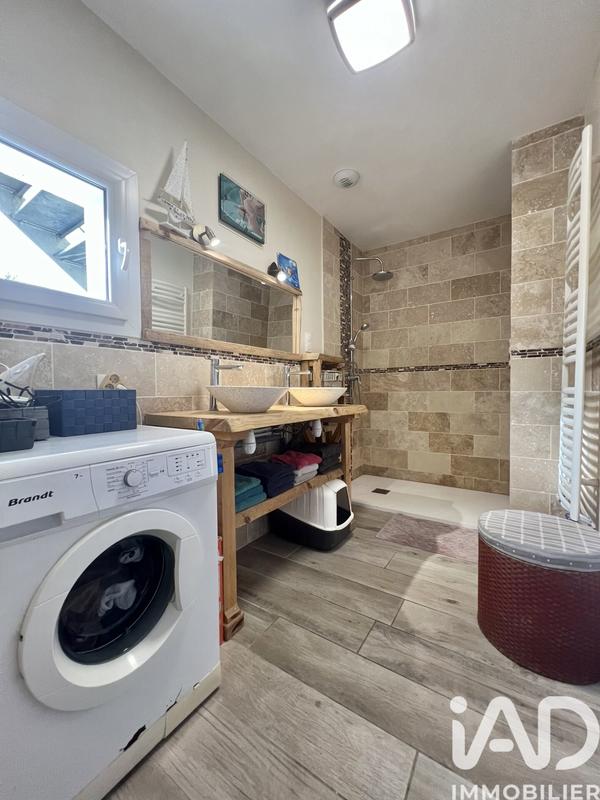 Maison - 180 m² - 5 pièces