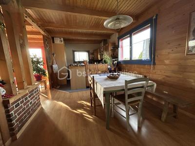 Propriété - 114 m² - 4 pièces