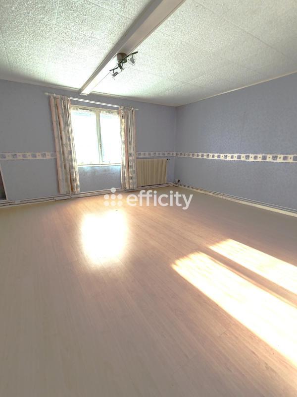 Maison - 310 m² - 12 pièces