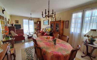 Maison - 105 m² - 4 pièces