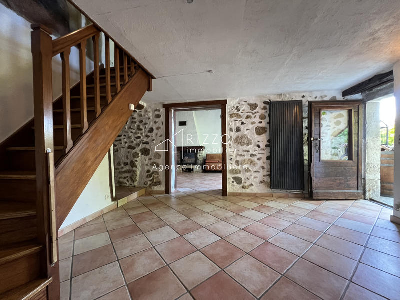 Maison - 180 m² - 7 pièces