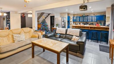 Maison - 138 m² - 5 pièces