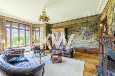 Maison - 700 m² - 23 pièces