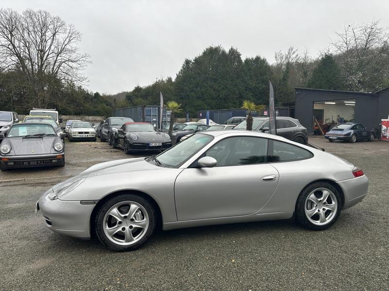 Porsche 996 Carrera 4