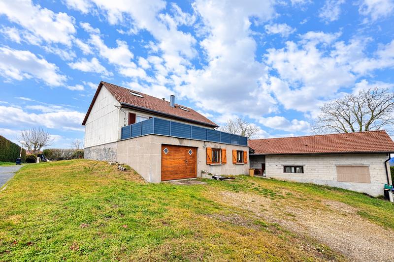 Maison - 92 m² - 6 pièces