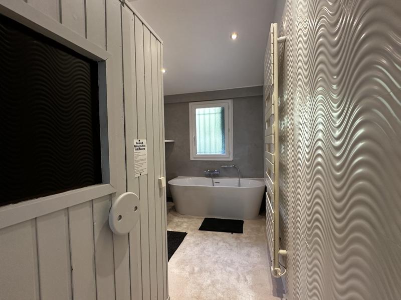 Maison - 170 m² - 7 pièces