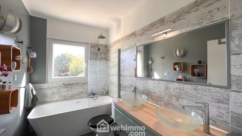 Villa - 160 m² - 7 pièces