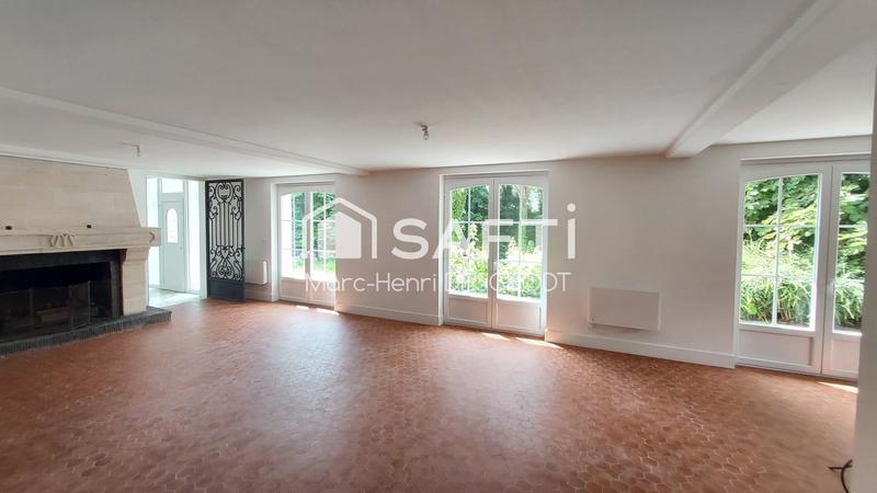 Maison - 230 m² - 8 pièces