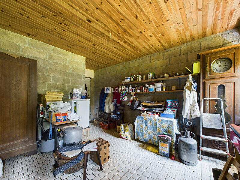 Maison - 225 m² - 10 pièces