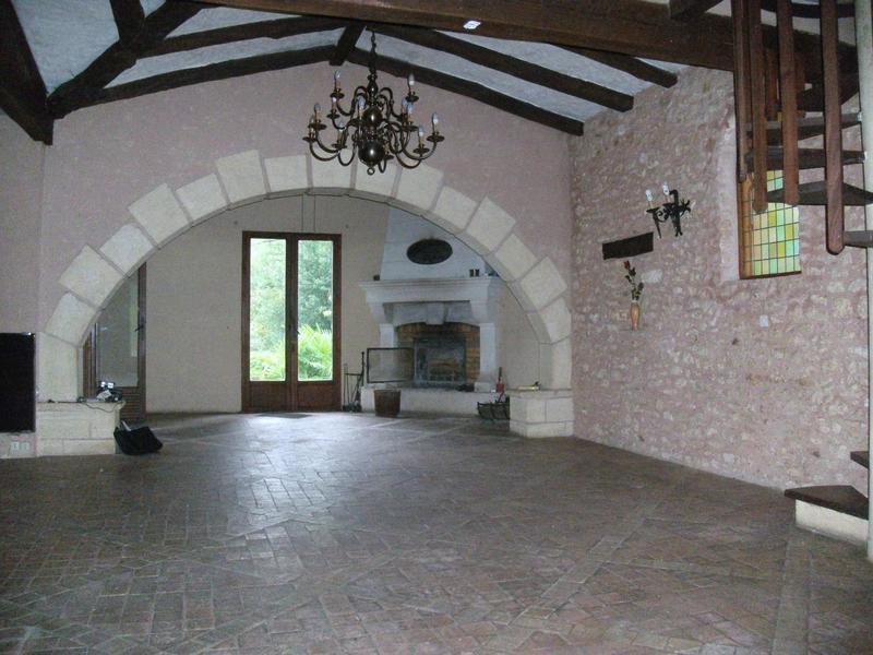 Maison ancienne - 210 m² - 9 pièces