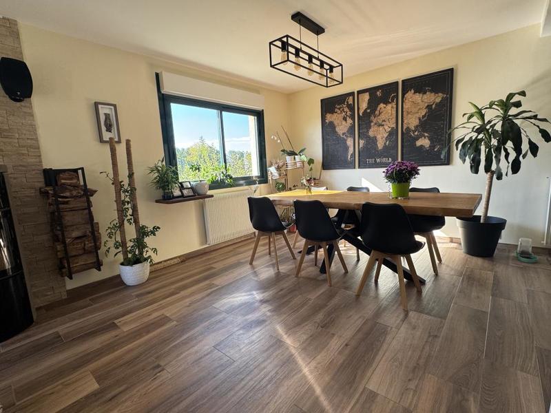 Maison - 120 m² - 4 pièces