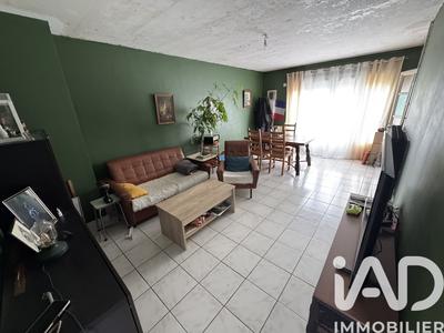 Maison - 98 m² - 5 pièces