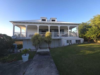 Maison - 184 m² - 7 pièces