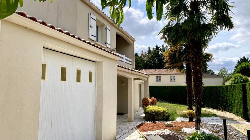 Maison - 123 m² - 5 pièces