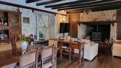 Maison - 188 m² - 10 pièces