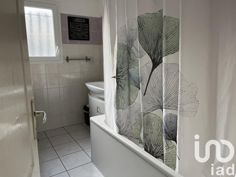 Maison - 95 m² - 5 pièces