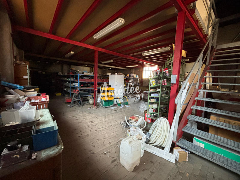 Entrepôt - 429 m²