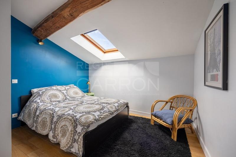 Maison - 219 m² - 6 pièces