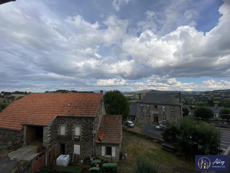 Maison - 139 m² - 7 pièces