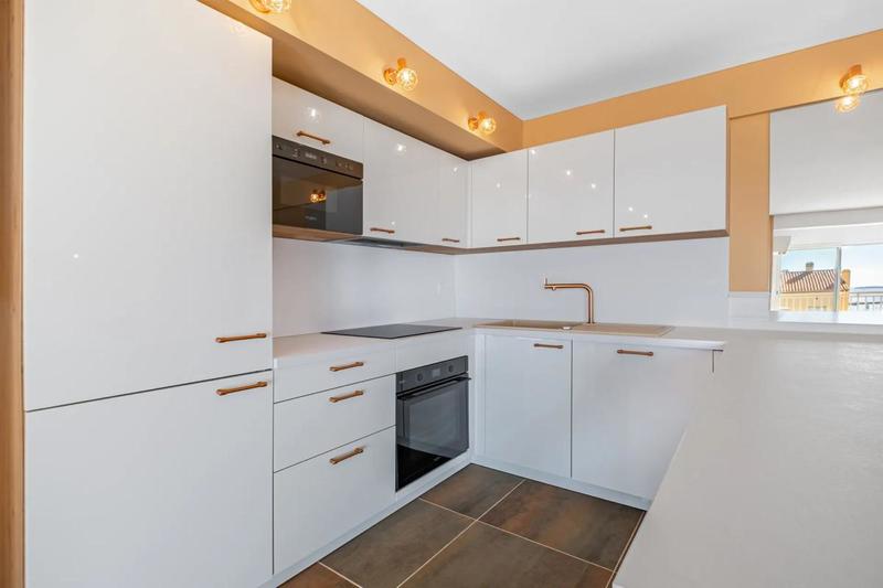 Appartement - 128 m² - 4 pièces