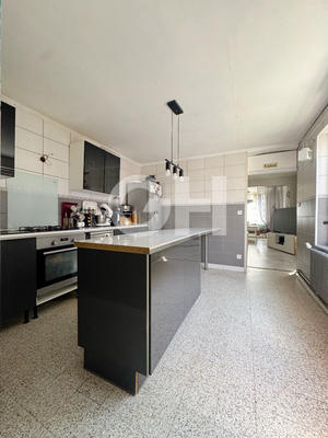 Maison - 105 m² - 4 pièces