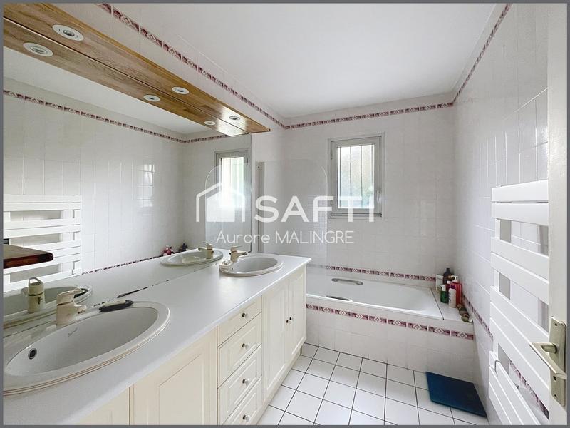 Maison - 152 m² - 6 pièces