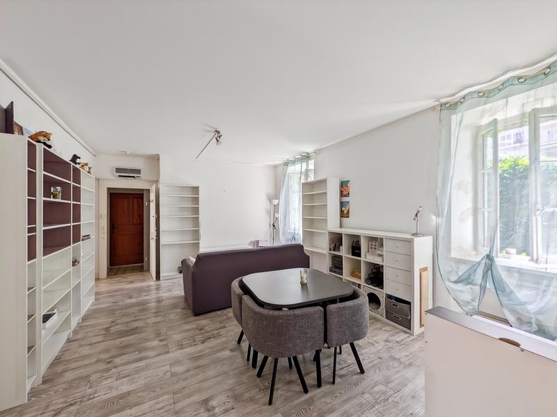 Appartement bourgeois - 54 m² - 2 pièces