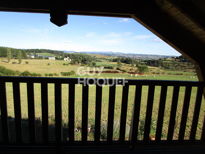 Maison - 160 m² - 8 pièces