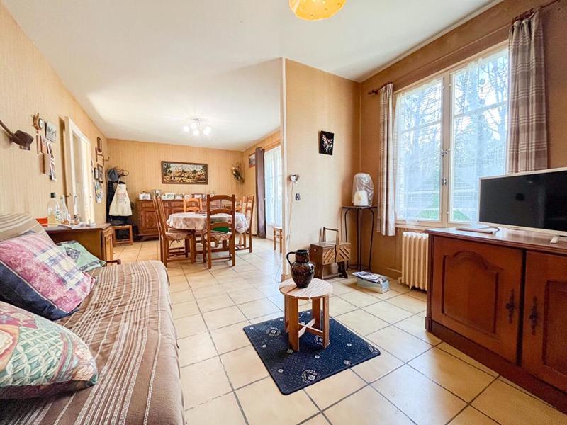 Maison - 85 m² - 5 pièces
