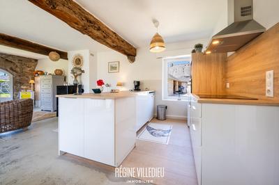 Maison - 296 m² - 11 pièces