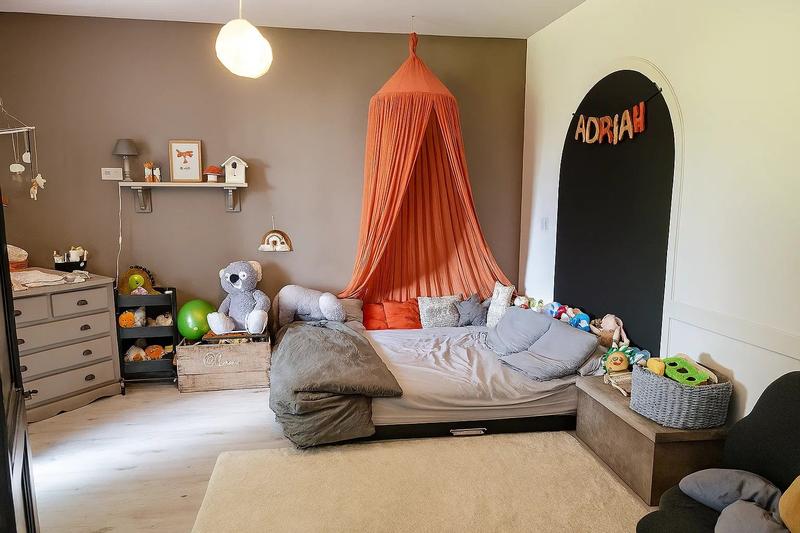 Maison - 262 m² - 9 pièces