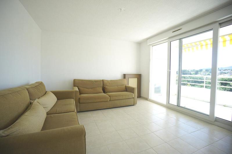 Appartement - 92 m² - 4 pièces