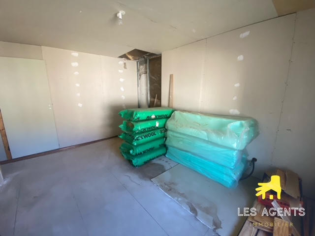 Maison - 110 m² - 4 pièces