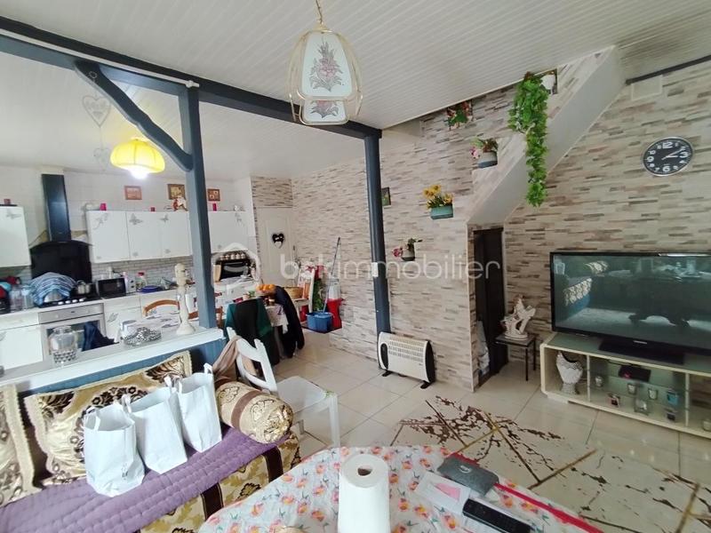 Maison - 84 m² - 5 pièces