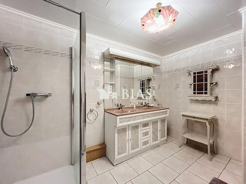 Maison ancienne - 155 m² - 6 pièces