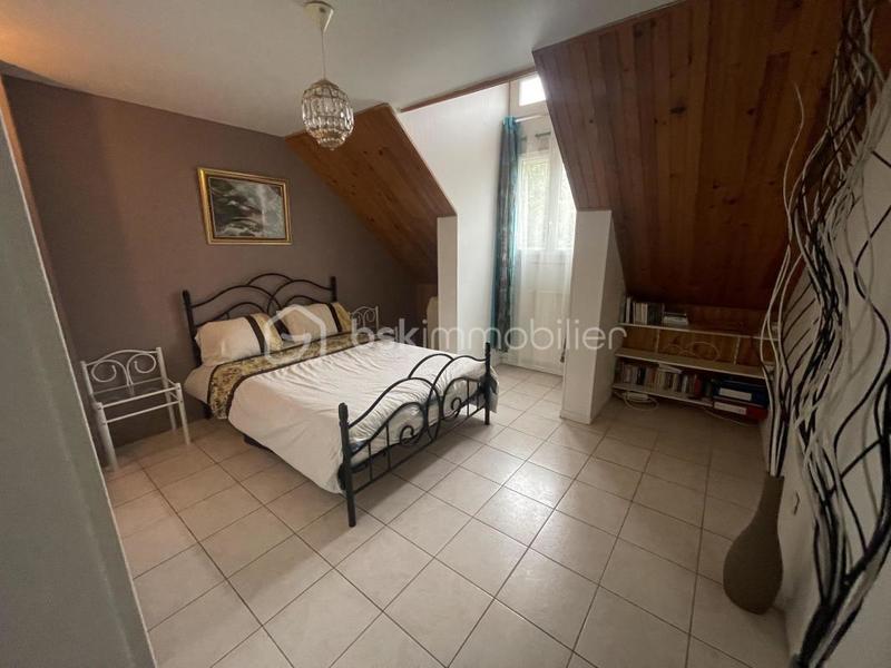 Maison - 120 m² - 6 pièces