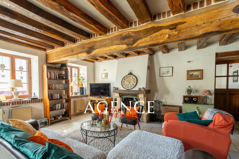 Maison - 179 m² - 6 pièces