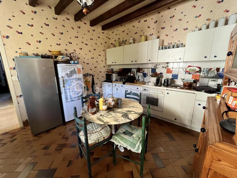 Propriété - 258 m² - 9 pièces