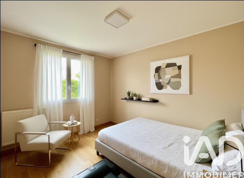 Appartement - 98 m² - 4 pièces