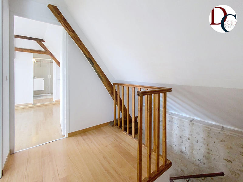 Appartement - 93 m² - 3 pièces