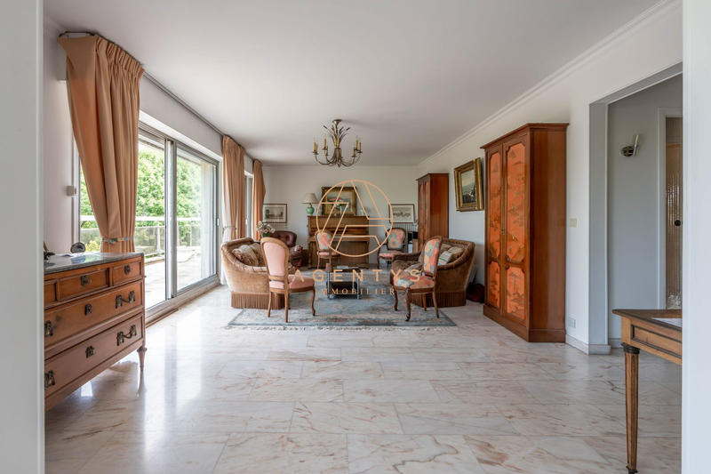 Appartement - 157 m² - 5 pièces