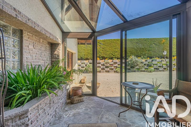 Maison - 245 m² - 9 pièces