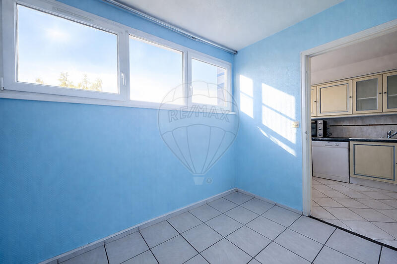 Appartement - 79 m² - 4 pièces