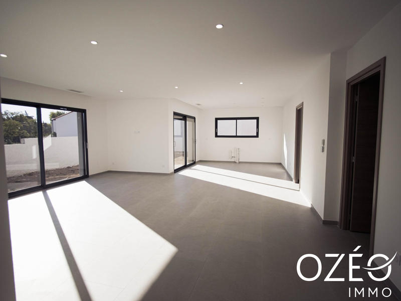 Maison contemporaine - 128 m² - 5 pièces