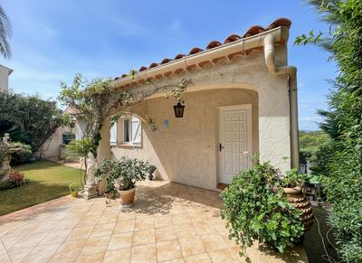 Maison - 136 m² - 4 pièces