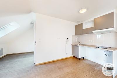 Studio - 30 m² - 1 pièce