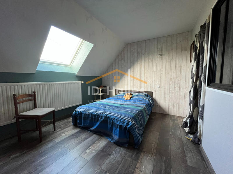 Maison - 161 m² - 9 pièces