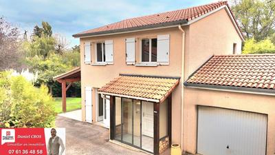 Maison - 92 m² - 4 pièces