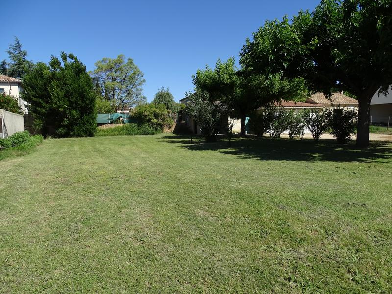 Terrain - 654 m²