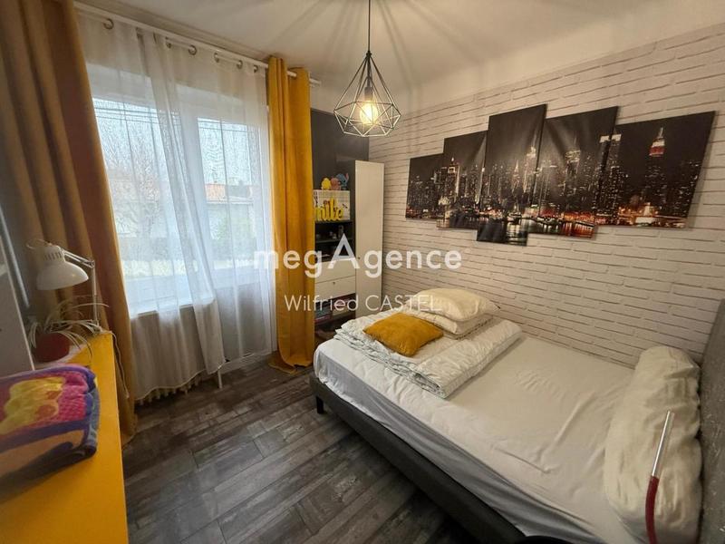 Maison - 135 m² - 6 pièces